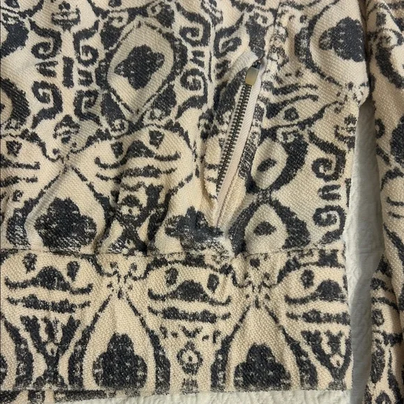 FP Movement by Free People Black and Cream Patterned Sweatshirt - Picture 3 of 9